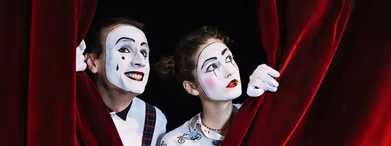 مسرح النقاب